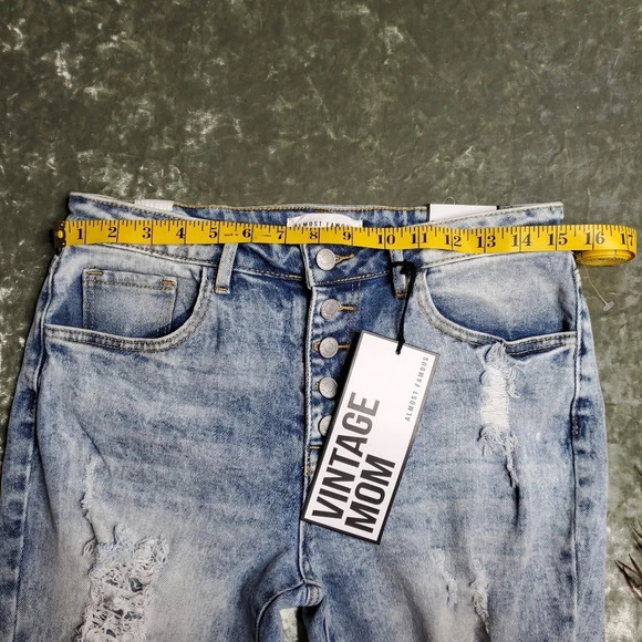 Almost Famous Vintage Mom Jeans - Picture 4 of 7